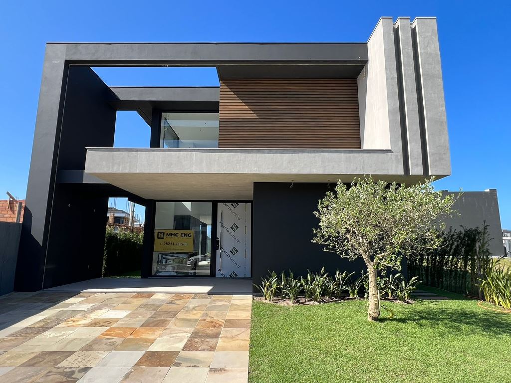 Sobrado em Condomínio  com 208m² e 4 dormitórios no bairro ACQUALINA em Xangri-lá para Comprar