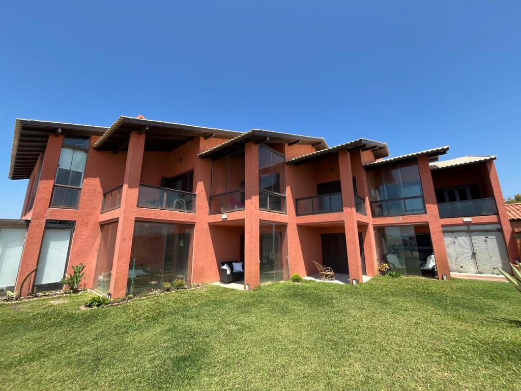 Duplex  com 106m² e 3 dormitórios no bairro CENTRO em Xangri-lá para Comprar