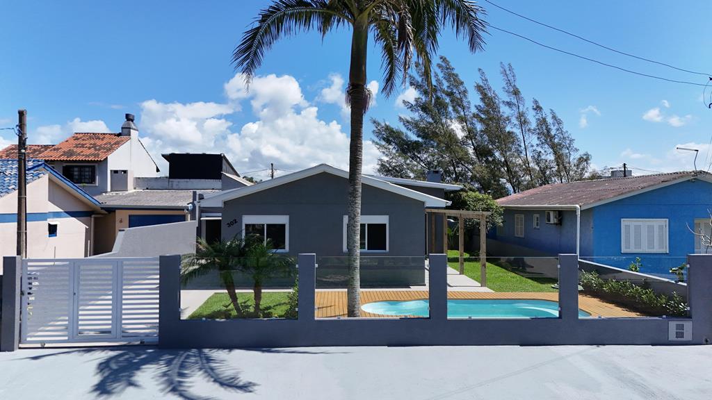 Casa Térrea com 154m² e 4 dormitórios no bairro MARISTELA em Xangri-lá para Comprar