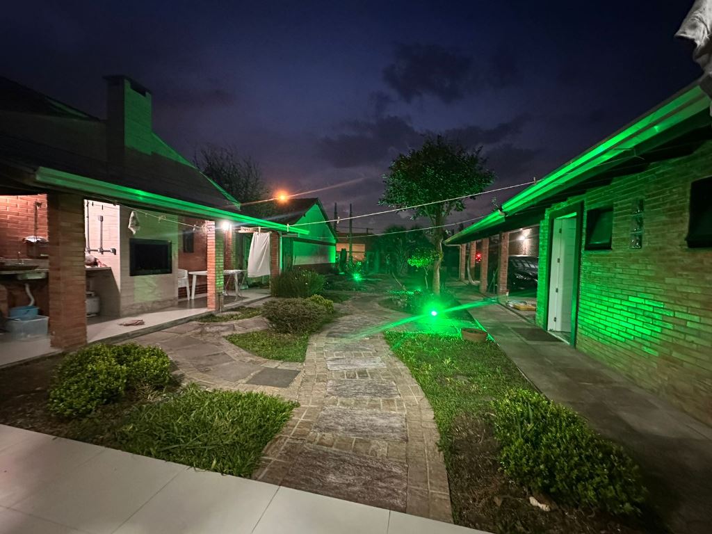 Casa Térrea e 2 dormitórios no bairro CENTRO em Xangri-lá para Comprar