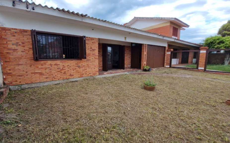 Casa Térrea com 112m² e 3 dormitórios no bairro CENTRO em Xangri-lá para Comprar